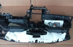 Подушка безопасности пассажира для Subaru Forester на фотографиях