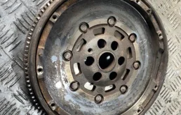 двухмассовый маховик для Volkswagen Passat (B6, Typ 3C) 2005-2010