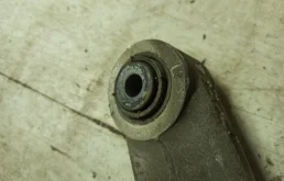 Качающийся рычаг левый для BMW X6 на фотографиях