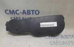 Кожух ремня ГРМ для Audi Q7 2008 года на фотографиях