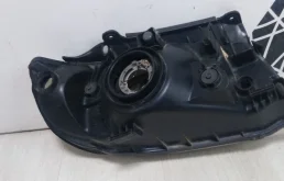 Фары для Hyundai Matrix 2002 года на фотографиях