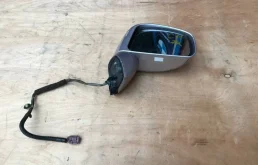 Зеркало боковое правое для Nissan Tiida на фотографиях