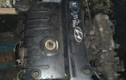 Двигатель для Hyundai Matrix 2006 года на фотографиях