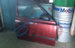 Двери для Hyundai Accent 2003 года на фотографиях