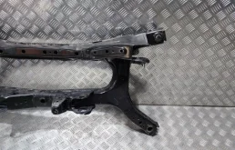 Подрамник двигателя для Toyota Corolla 2024 года на фотографиях