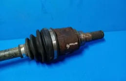 Привод задний левый для Nissan X-Trail 2013 года на фотографиях