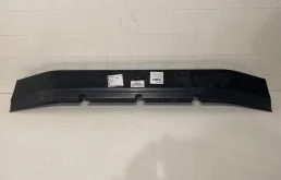 Усилитель переднего бампера для Mitsubishi Pajero Sport 2024 года на фотографиях