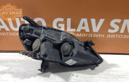 Фары для Opel Zafira 2005 года на фотографиях