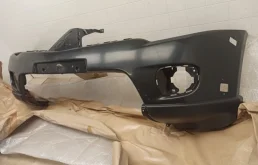 Бампер передний для Mitsubishi Pajero Sport на фотографиях