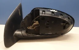 Зеркало боковое левое для Nissan Qashqai 2008 года на фотографиях