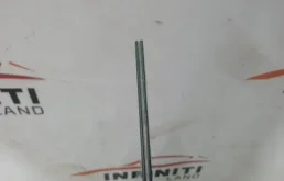 Стекло двери переднее левое для Infiniti QX 2020 года на фотографиях