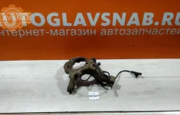 Кулак поворотный левый для Nissan Tiida на фотографиях