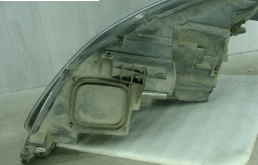 Фара правая для Opel Zafira 2014 года на фотографиях