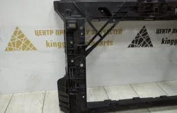 Панель радиатора (телевизор) для Skoda Rapid 2012 года на фотографиях