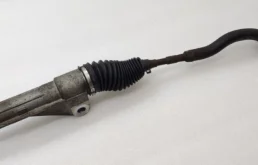 Рулевая рейка для Toyota RAV4 2008 года на фотографиях