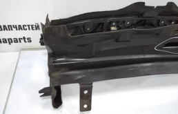 Воздуховод радиатора левый верхний для BMW 3er 2018 года на фотографиях