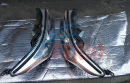 Фара правая для Toyota Highlander на фотографиях