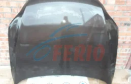 Эмблема на капот для Audi Q7 на фотографиях