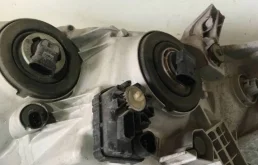 Фара правая для Toyota Highlander 2007 года на фотографиях