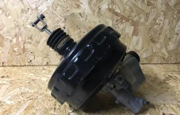 Вакуумный усилитель тормозов для Mercedes-Benz E class 2010 года на фотографиях