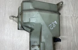 Бачок омывателя (31349443) для Volvo XC70 BZ 2007-2016