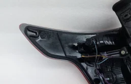 Фонарь правый для Ford Explorer на фотографиях