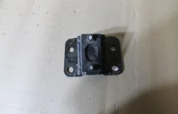 Усилитель заднего бампера для Audi Q7 2015 года на фотографиях