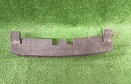 Абсорбер переднего бампера для Skoda Rapid 2020 года на фотографиях