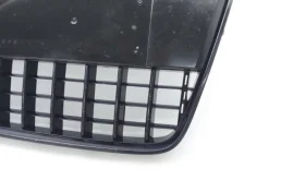 Решетка радиатора для Audi Q7 2014 года на фотографиях