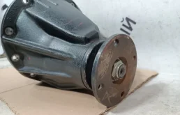 Редуктор заднего моста для Toyota Land Cruiser Prado 2020 года на фотографиях