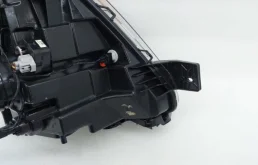 Фара левая для Ford Explorer 2013 года на фотографиях