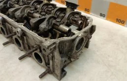 ГБЦ для Mitsubishi Pajero 2011 года на фотографиях