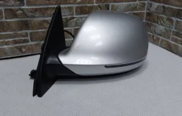 Зеркала для Audi Q7 2015 года на фотографиях