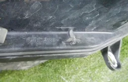 Фары для Volkswagen Touareg 2008 года на фотографиях