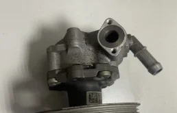 Насос ГУР для Audi Q5 на фотографиях