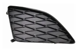 Заглушка ПТФ передняя правая для Toyota Corolla E120/E130 Хэтчбек 2001-2007