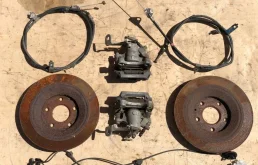 Суппорт задний левый для Mazda CX 5 на фотографиях