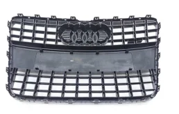 Решетка радиатора для Audi Q7 2014 года на фотографиях