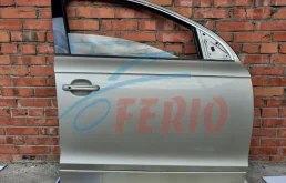 Двери для Audi Q7 2010 года на фотографиях