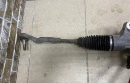 Рулевая рейка для Mercedes-Benz Vito на фотографиях