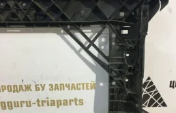 Панель радиатора (телевизор) для Skoda Rapid 2012 года на фотографиях