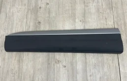 Молдинг двери Audi Q7 2015-2020 4M