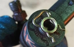 Форсунка топливная для Opel Insignia 2014 года на фотографиях