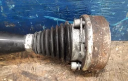 Привод передний правый для Volkswagen Polo 2018 года на фотографиях