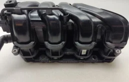 Впускной коллектор для Hyundai Solaris 2018 года на фотографиях