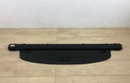 Шторка багажника для Audi Q7 на фотографиях