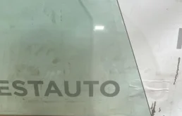 Стекло двери переднее левое для Land Rover Range Rover 2017 года на фотографиях