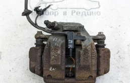 Суппорт передний правый для Mercedes-Benz C class W203 2000-2007