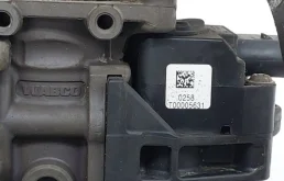 Компрессор пневмоподвески задний для Audi Q7 2018 года на фотографиях