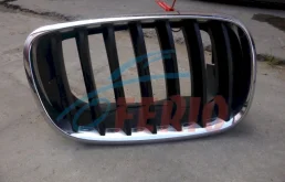 Решетка радиатора правая для BMW X6 Е71 2007-2012